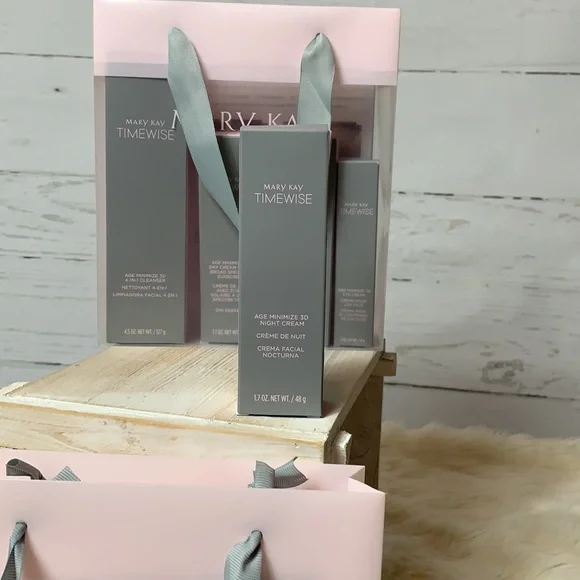 Combo to Oily Skin. Age Minimize 3D 4-in-1 cleanser set (1 of 2) - Picture 6 of 7